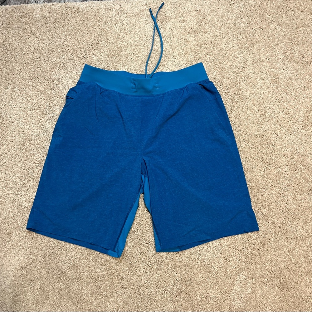 Men’s Lululemon T.H.E. Short 9” Linerless Shorts Size Medium